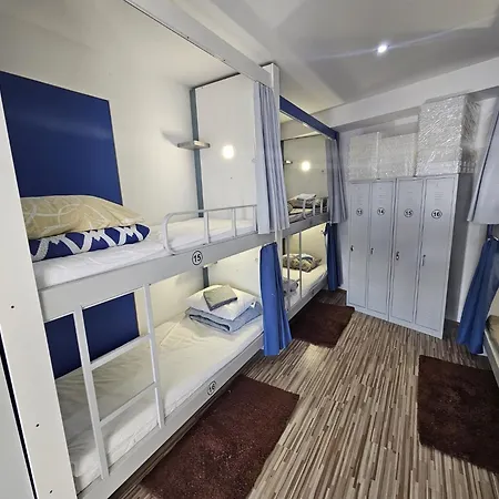 Hostel Renato