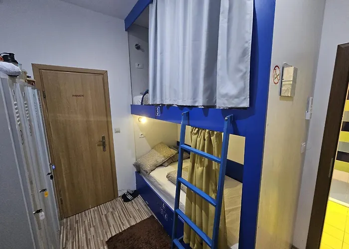 Auberge de jeunesse Renato *